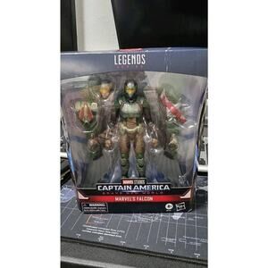 Captain America: Brave New World Marvel's Falcon Deluxe 6 Inch Action Figure